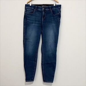 Torrid Bombshell Skinny